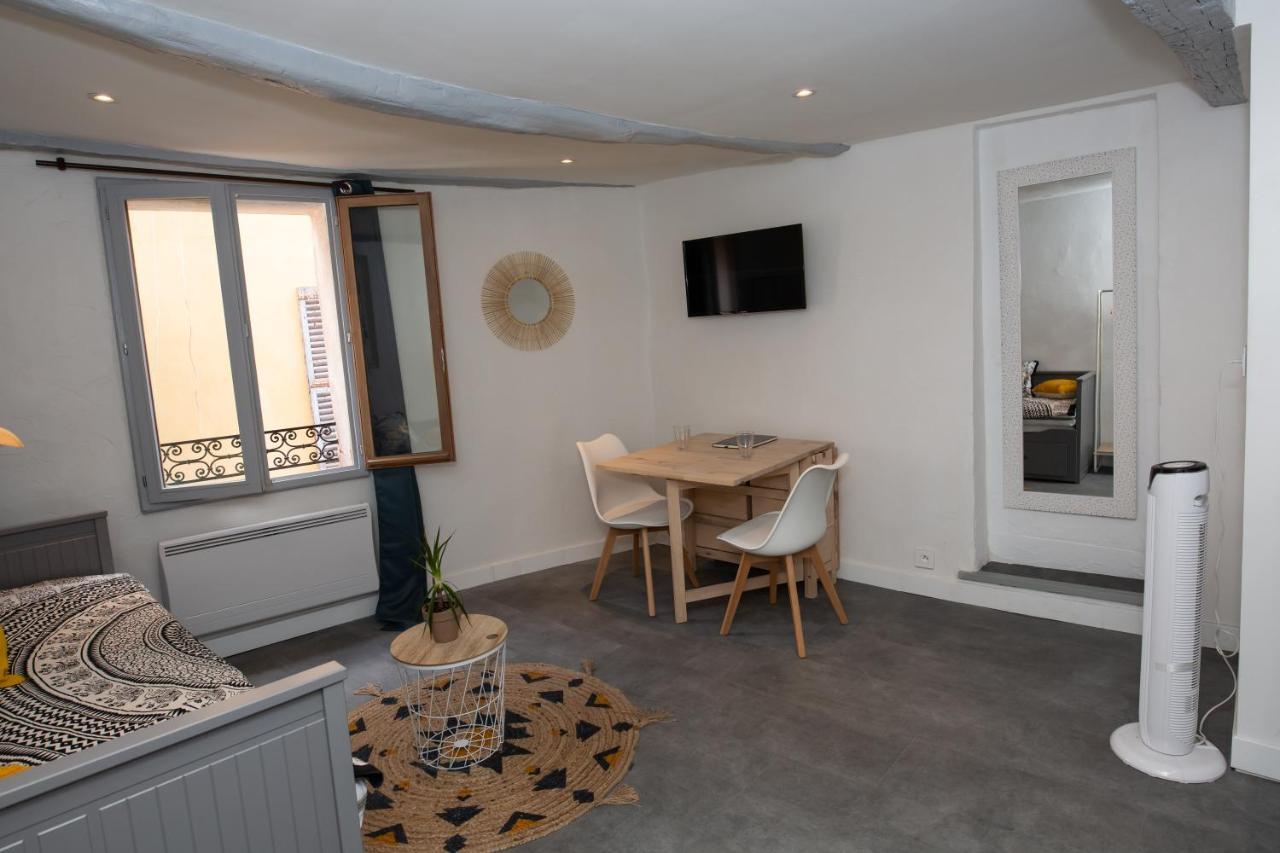 Studio Cosy Dans Centre Historique Avec Parking Lägenhet Grasse Exteriör bild
